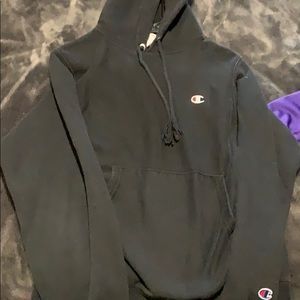 Women’s Champion black pullover